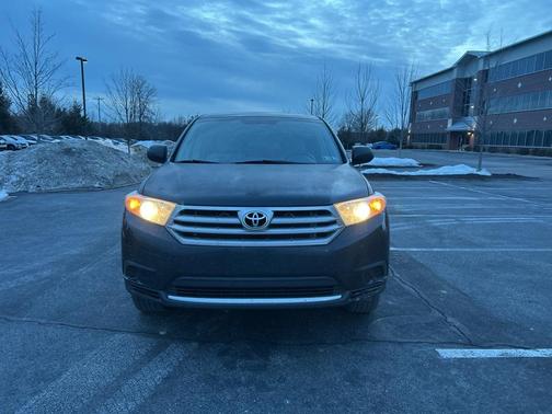 2013 Toyota Highlander SE