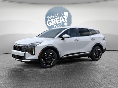Snow White Pearl 2026 Kia Sportage SX Turbo