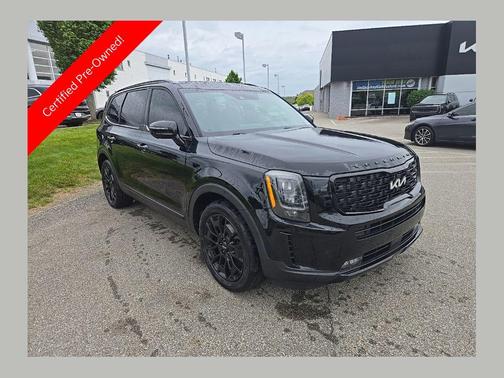 Ebony Black 2022 Kia Telluride SX