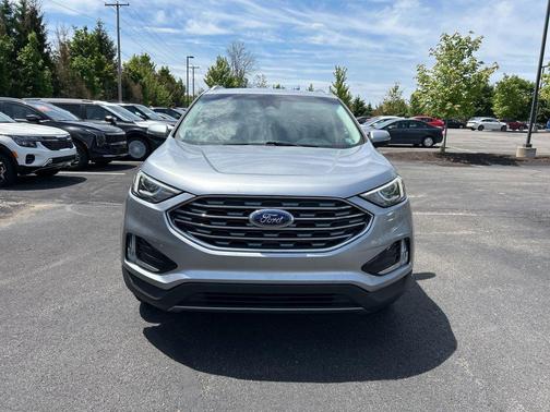 Iconic Silver Metallic 2020 Ford Edge SEL