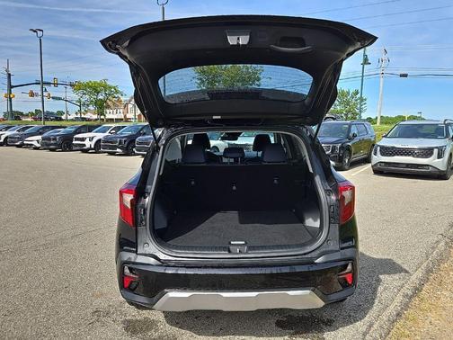 Fusion Black 2024 Kia Seltos S
