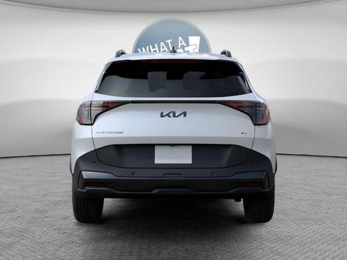 Glacial White Pearl 2026 Kia Sportage X-Line