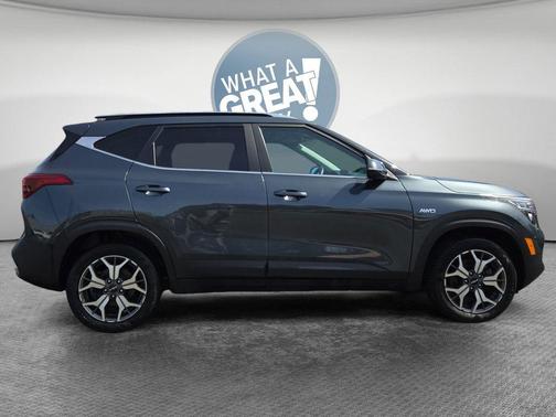 Gravity Gray 2023 Kia Seltos EX