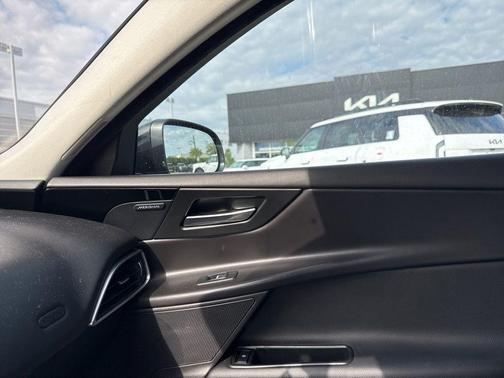 Narvik Black 2019 Jaguar XE 25t Premium