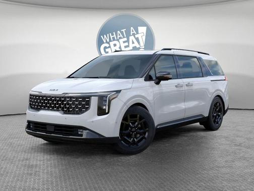 Snow White Pearl 2026 Kia Carnival Hybrid SX
