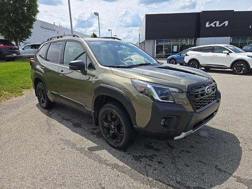 Autumn Green Metallic 2022 Subaru Forester Wilderness