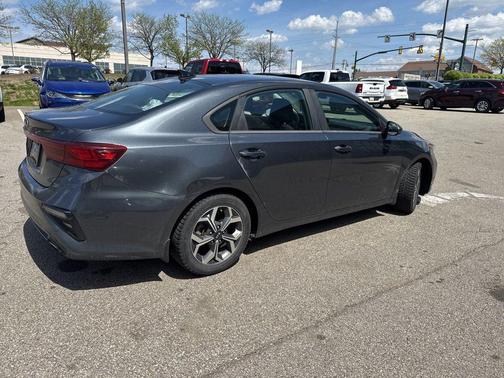 Gravity Grey 2019 Kia Forte LXS