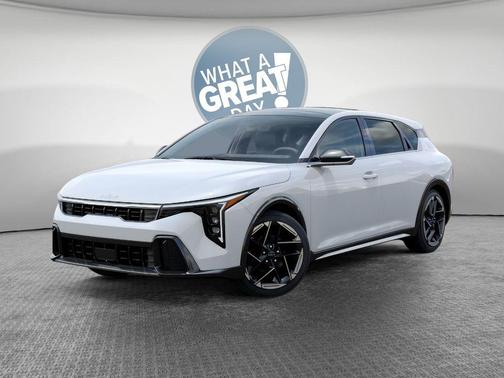 Snow White 2026 Kia K4 GT-Line