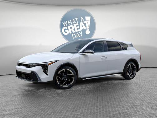 Snow White 2026 Kia K4 GT-Line