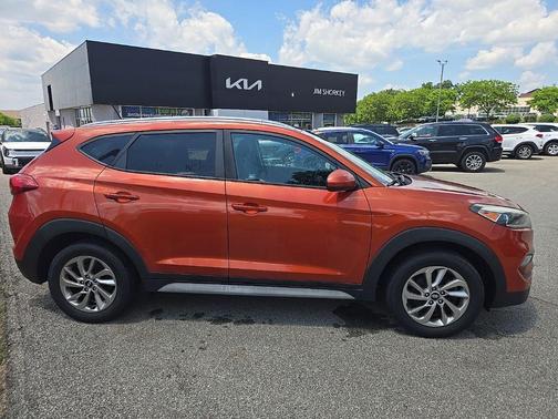 Sedona Sunset 2017 Hyundai TUCSON SE
