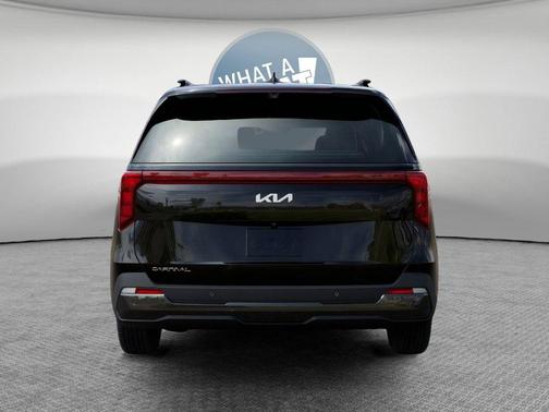 Aurora Black Pearl 2026 Kia Carnival SX