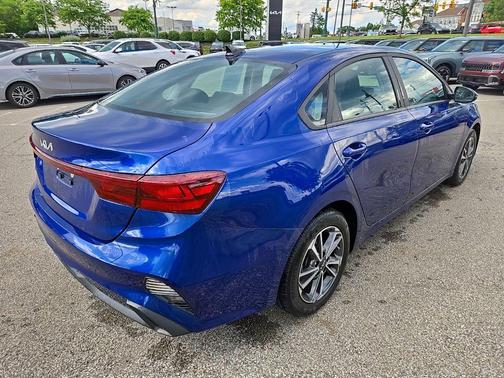 Deep Sea Blue 2023 Kia Forte LXS