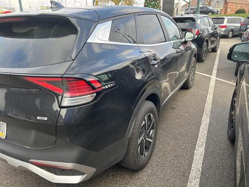 2023 Kia Sportage Hybrid LX