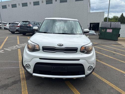 Clear White 2018 Kia Soul +