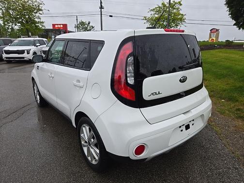 Clear White 2018 Kia Soul +