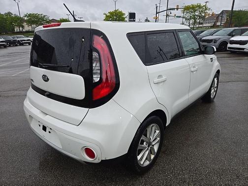 Clear White 2018 Kia Soul +
