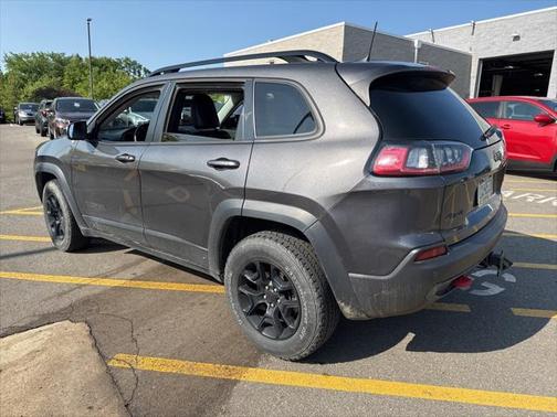 2022 Jeep Cherokee Trailhawk