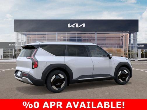 Glacial White Pearl 2026 Kia EV9 Wind