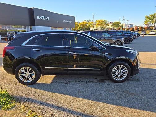 Stellar Black Metallic 2020 Cadillac XT5 Premium Luxury