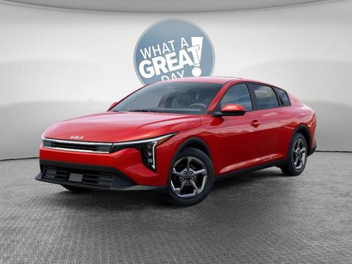 Currant Red 2026 Kia K4 LXS
