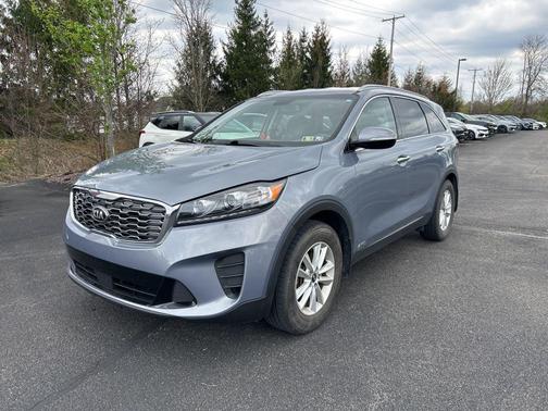 Everlasting Silver 2020 Kia Sorento LX