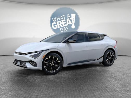 Glacial White Pearl 2026 Kia EV6 GT-Line AWD