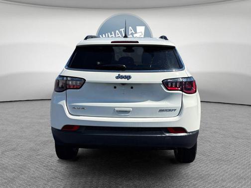White Clearcoat 2021 Jeep Compass Sport