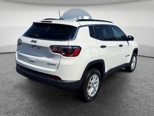 White Clearcoat 2021 Jeep Compass Sport