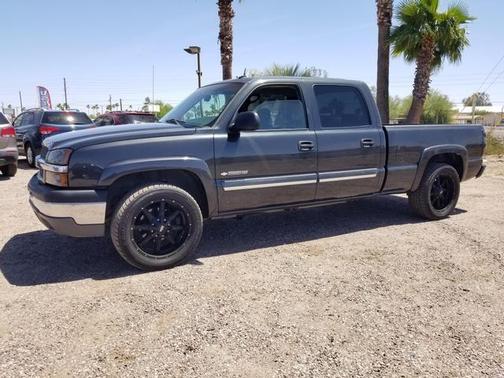 Photo 1 of 8 of 2003 Chevrolet Silverado 1500 LT H/D Crew Cab
