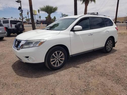 2016 Nissan Pathfinder S