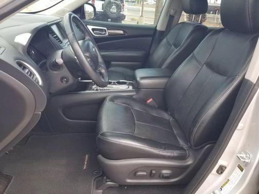2015 Nissan Pathfinder Platinum