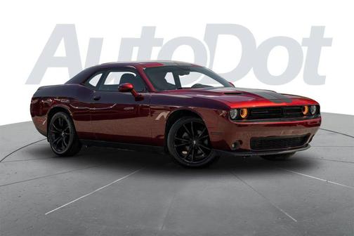 2017 Dodge Challenger SXT