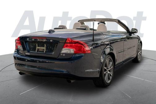 Caspian Blue Metallic 2012 Volvo C70 T5