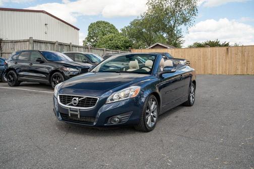 Caspian Blue Metallic 2012 Volvo C70 T5