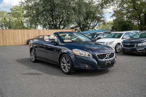Caspian Blue Metallic 2012 Volvo C70 T5
