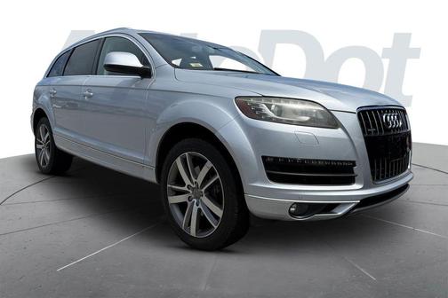 Ice Silver Metallic 2013 Audi Q7 3.0T Premium Plus