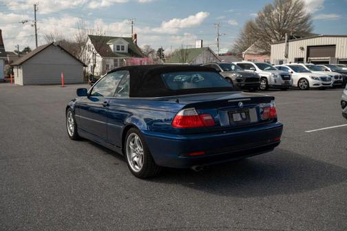 2005 BMW 330 330Ci Convertible 2D