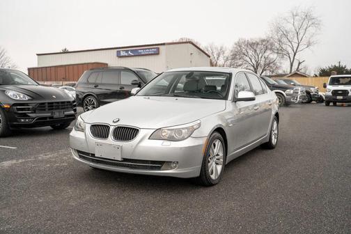 2010 BMW 528 xDrive