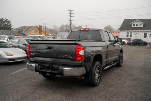 2016 Toyota Tundra SR5