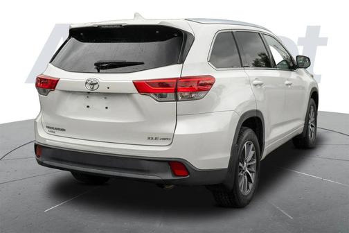 Blizzard Pearl 2018 Toyota Highlander XLE