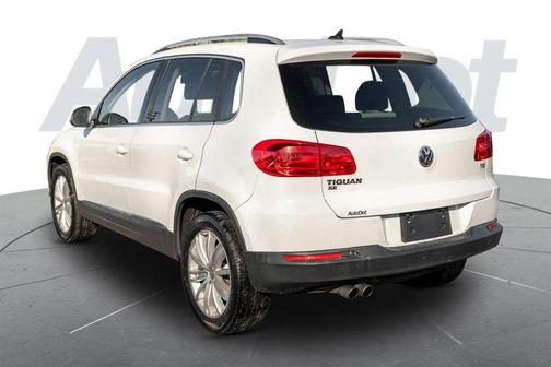 2016 Volkswagen Tiguan SE