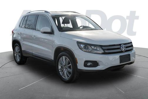 2016 Volkswagen Tiguan SE