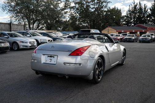 2005 Nissan 350Z Touring