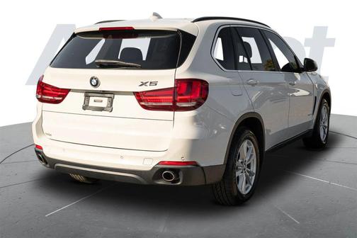 White 2015 BMW X5 xDrive35d