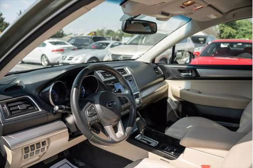 2016 Subaru Outback 2.5i Premium