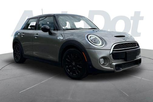 Silver 2019 MINI Hardtop Cooper S