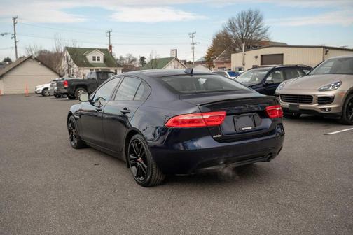 2018 Jaguar XE 35t Premium