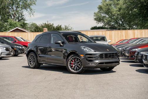 Gray 2018 Porsche Macan Macan Turbo
