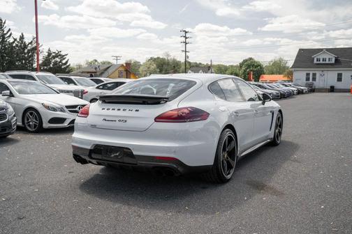 Carmine Red 2016 Porsche Panamera GTS