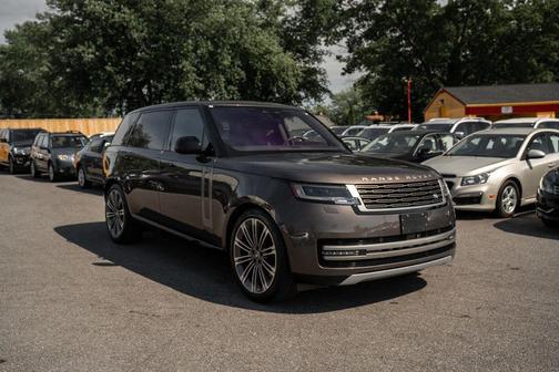 Gray 2023 Land Rover Range Rover P400 SE
